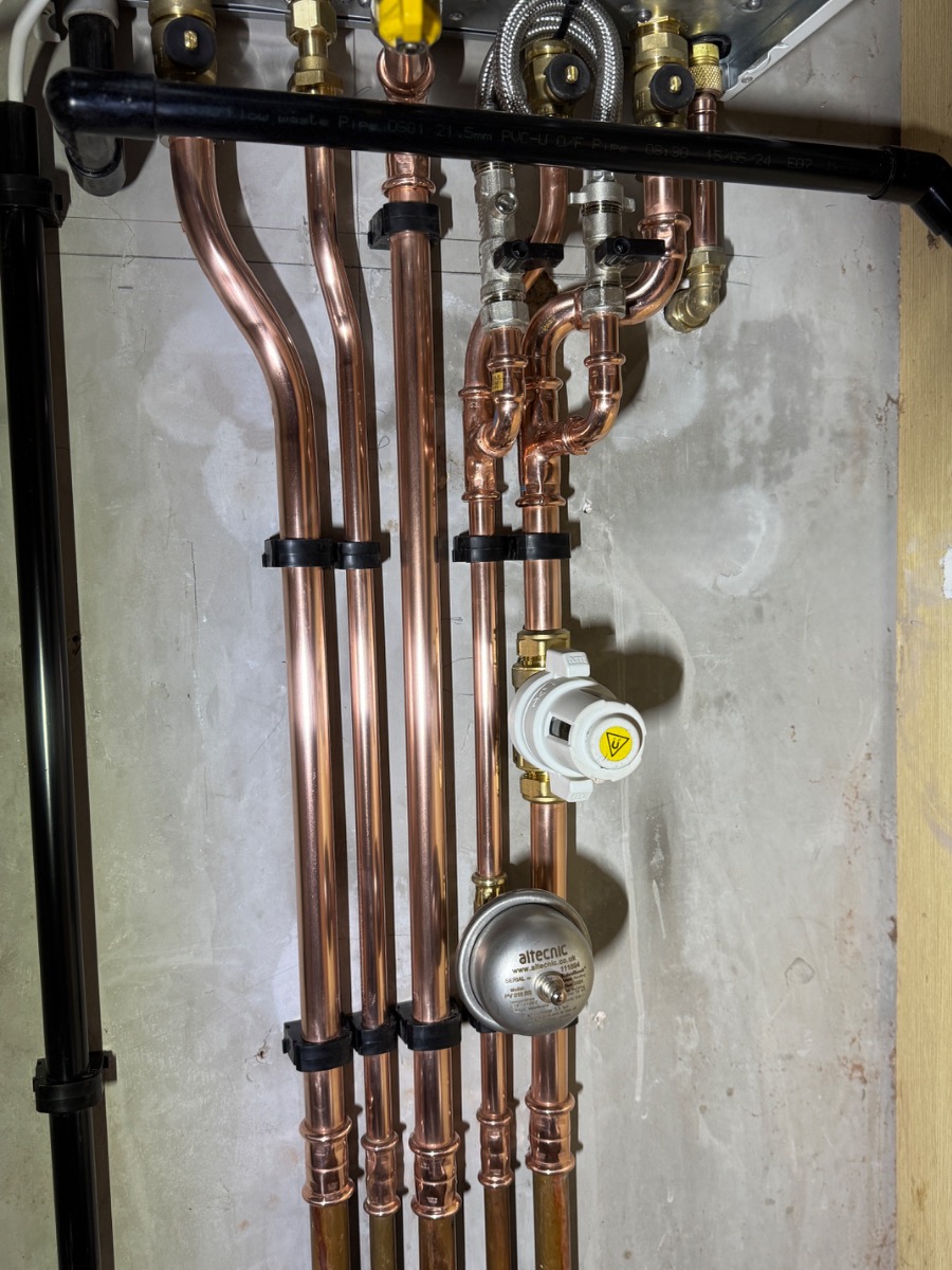 Heating Engineer: Image 5